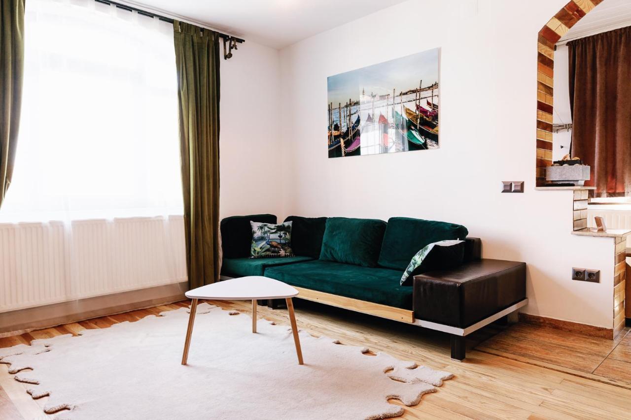 Casa Tamplarului Villa Alba Iulia Luaran gambar