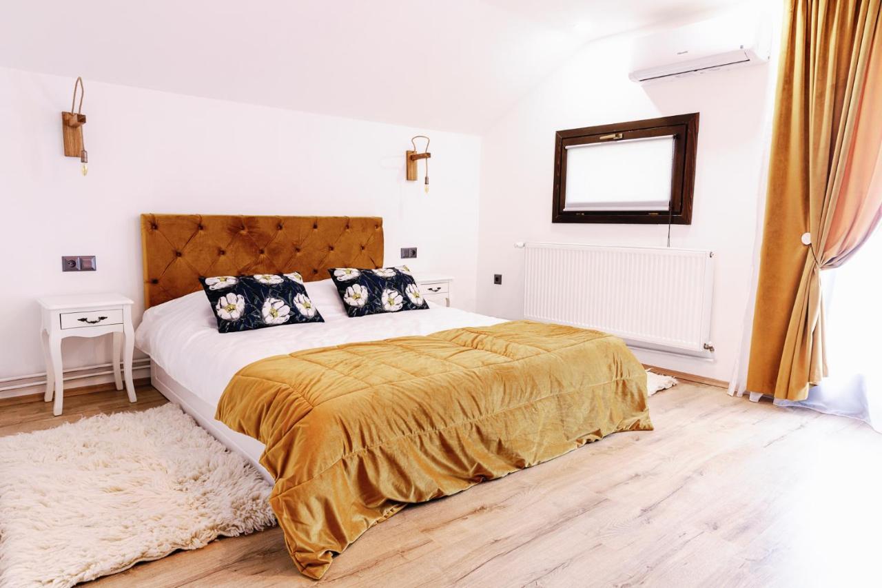Casa Tamplarului Villa Alba Iulia Luaran gambar