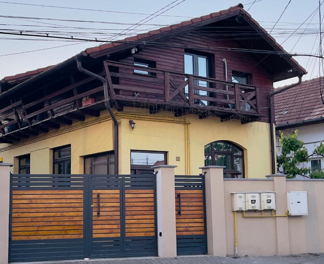 Casa Tamplarului Villa Alba Iulia Luaran gambar